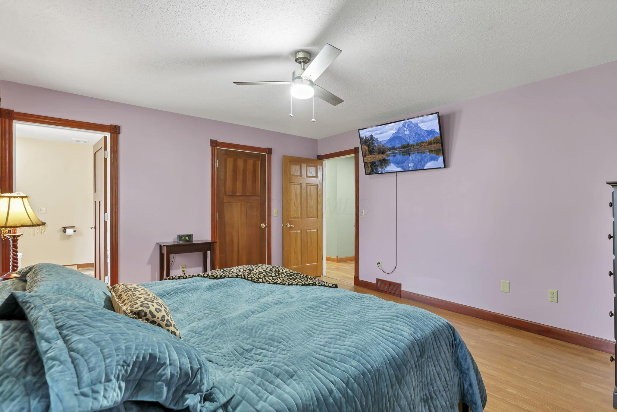 11708 Broad Street, Millersport, Ohio image 31