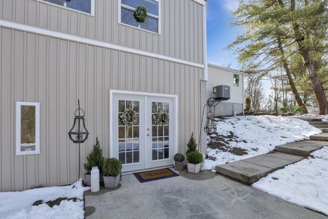 Photo of 14277 National Road SE, Thornville, OH 43076 (MLS # 225045124)