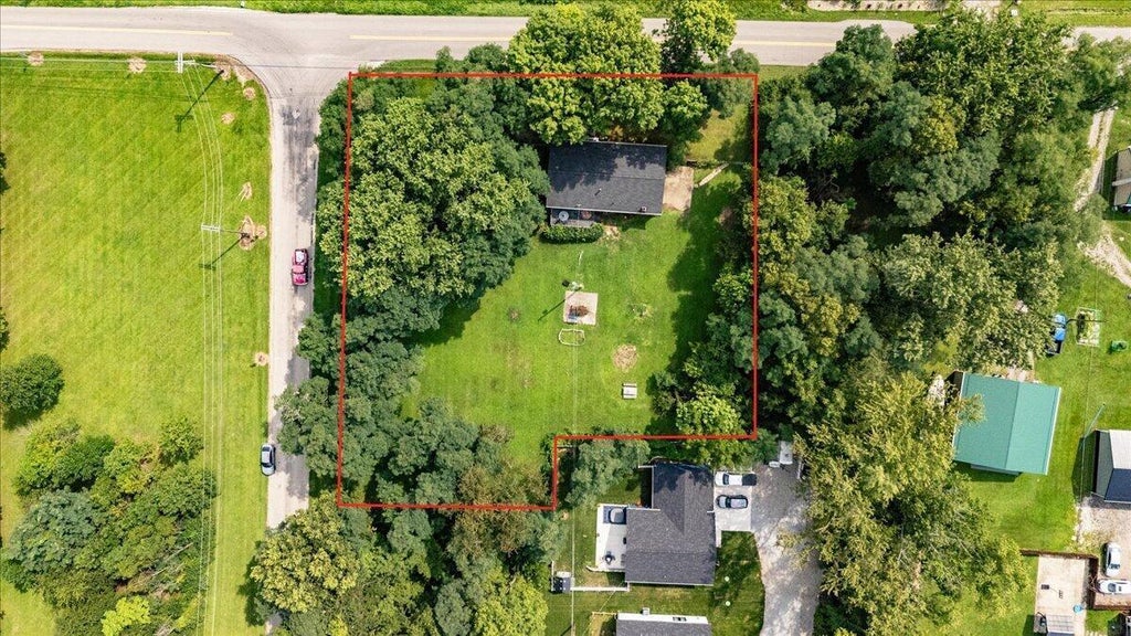 Photo of 0 Queen Road NE, Thornville, OH 43076 (MLS # 226031080)