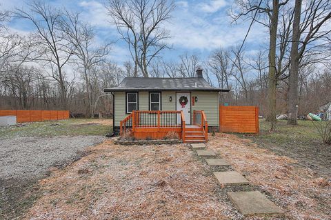 Photo of 5351 Walnut View Boulevard, Columbus, OH 43230 (MLS # 225046094)