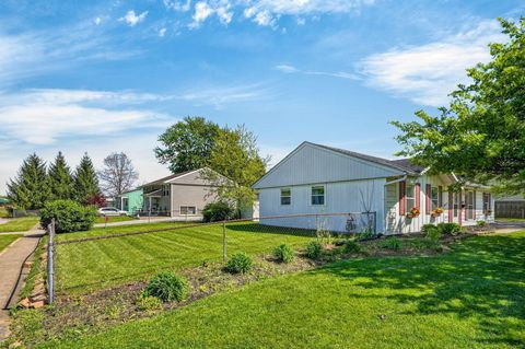 Tiny photo for 4900 Root Street, Columbus, OH 43207 (MLS # 226012981)