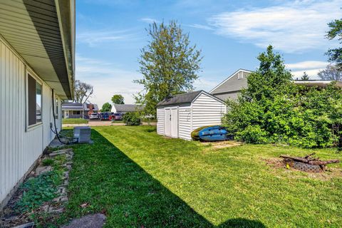 Tiny photo for 4900 Root Street, Columbus, OH 43207 (MLS # 226012981)