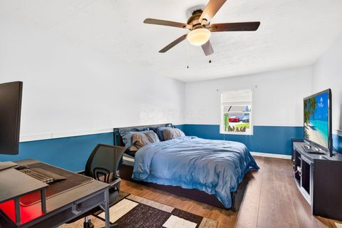 Tiny photo for 4900 Root Street, Columbus, OH 43207 (MLS # 226012981)