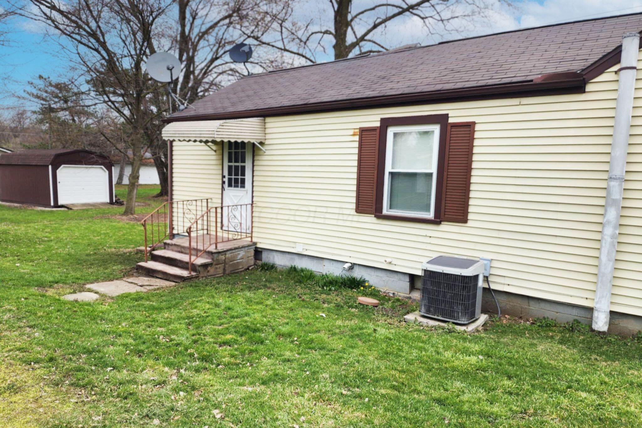 217 Washington Street, Willard, Ohio image 2