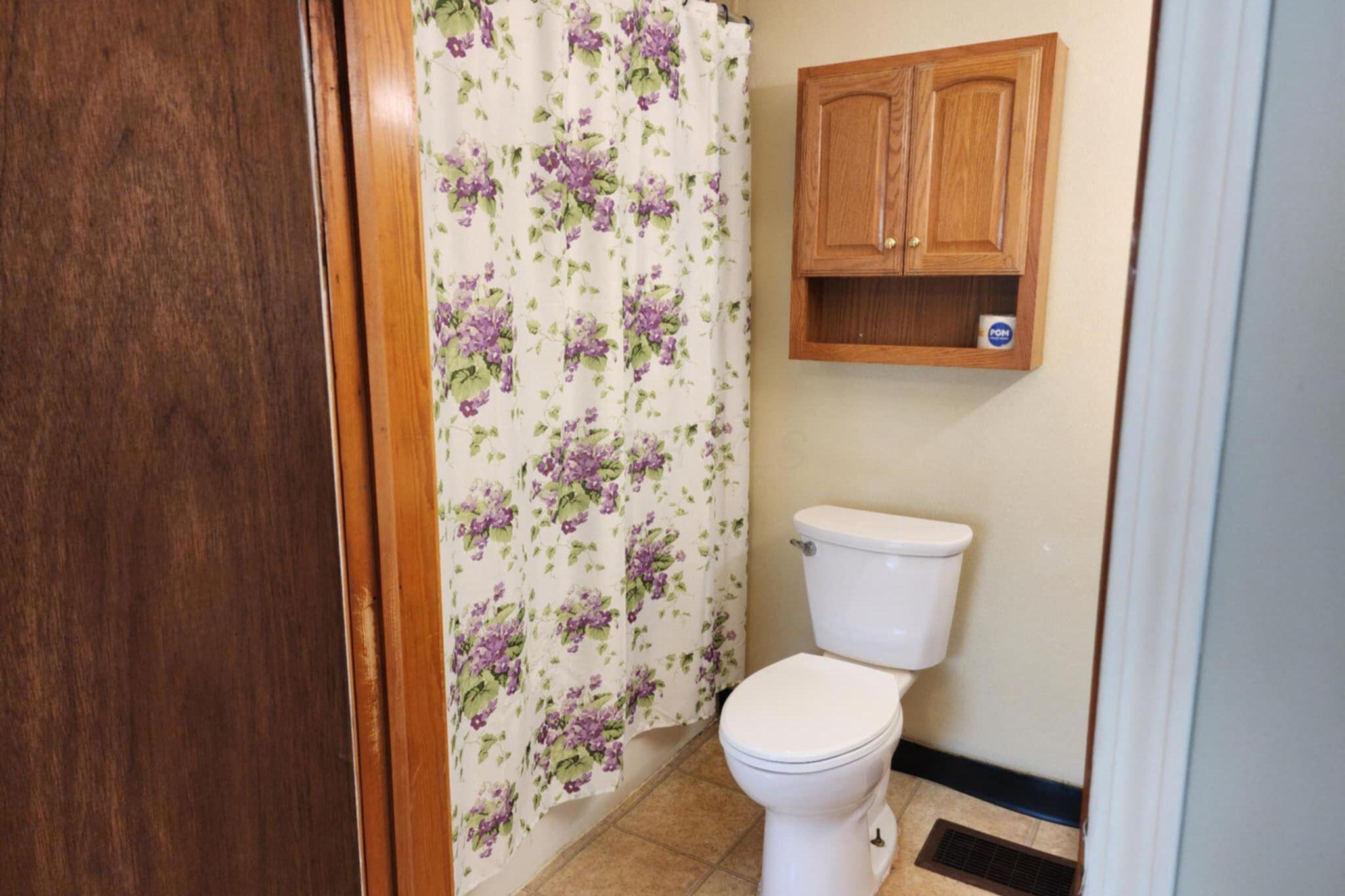 217 Washington Street, Willard, Ohio image 18