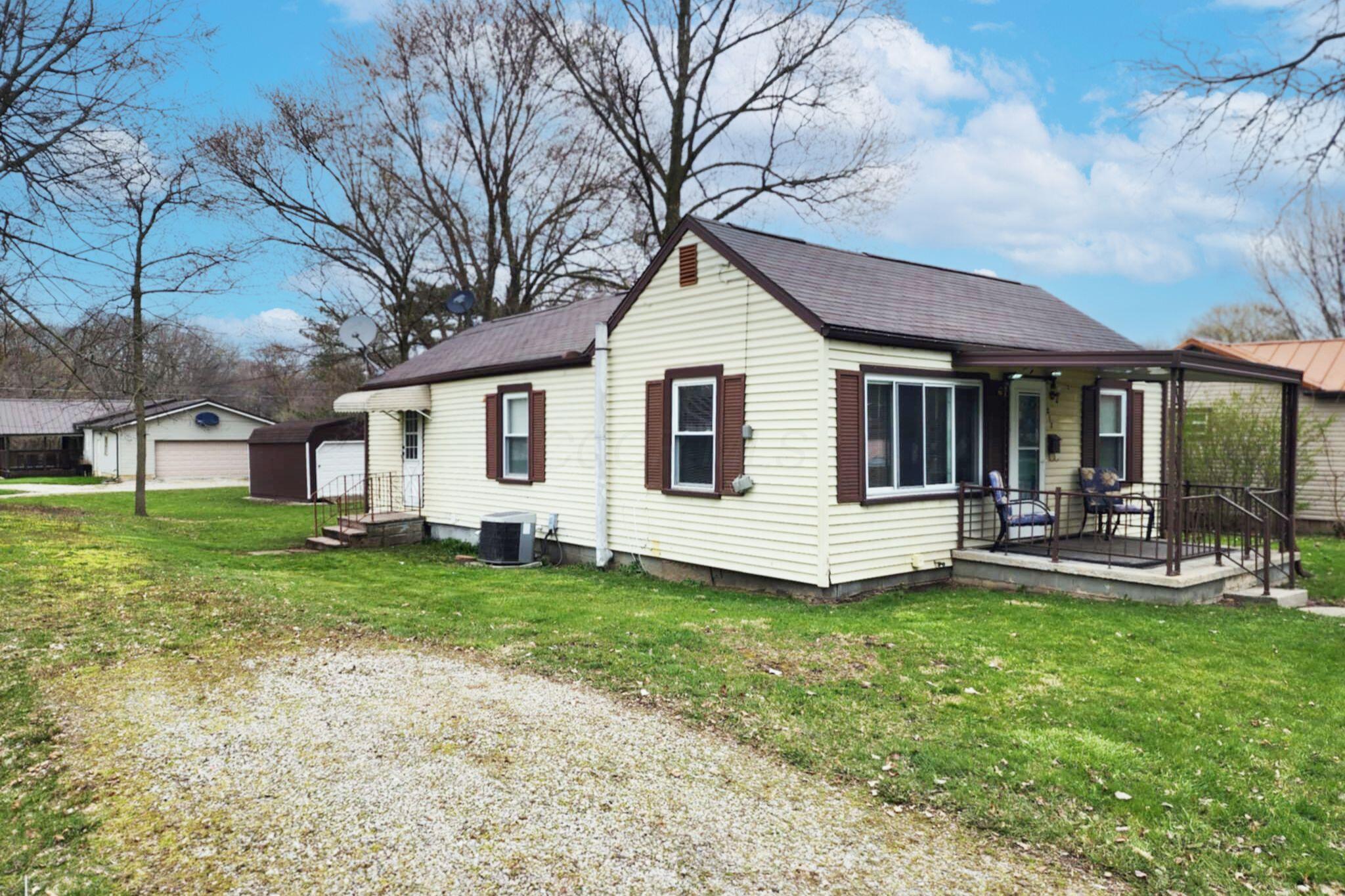 217 Washington Street, Willard, Ohio image 1