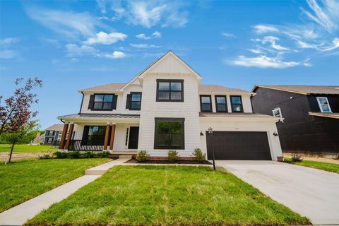 Photo of 6465 Tanseyclose Lane, Dublin, OH 43016 (MLS # 226019524)