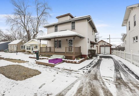 Tiny photo for 64 Fairmont Avenue, Newark, OH 43055 (MLS # 225045065)