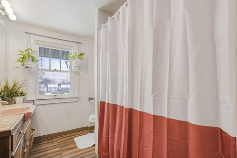 Tiny photo for 64 Fairmont Avenue, Newark, OH 43055 (MLS # 225045065)