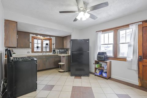 Tiny photo for 64 Fairmont Avenue, Newark, OH 43055 (MLS # 225045065)