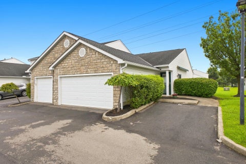Photo of 1932 Ironton Drive 43E #43E, Columbus, OH 43228 (MLS # 226031107)