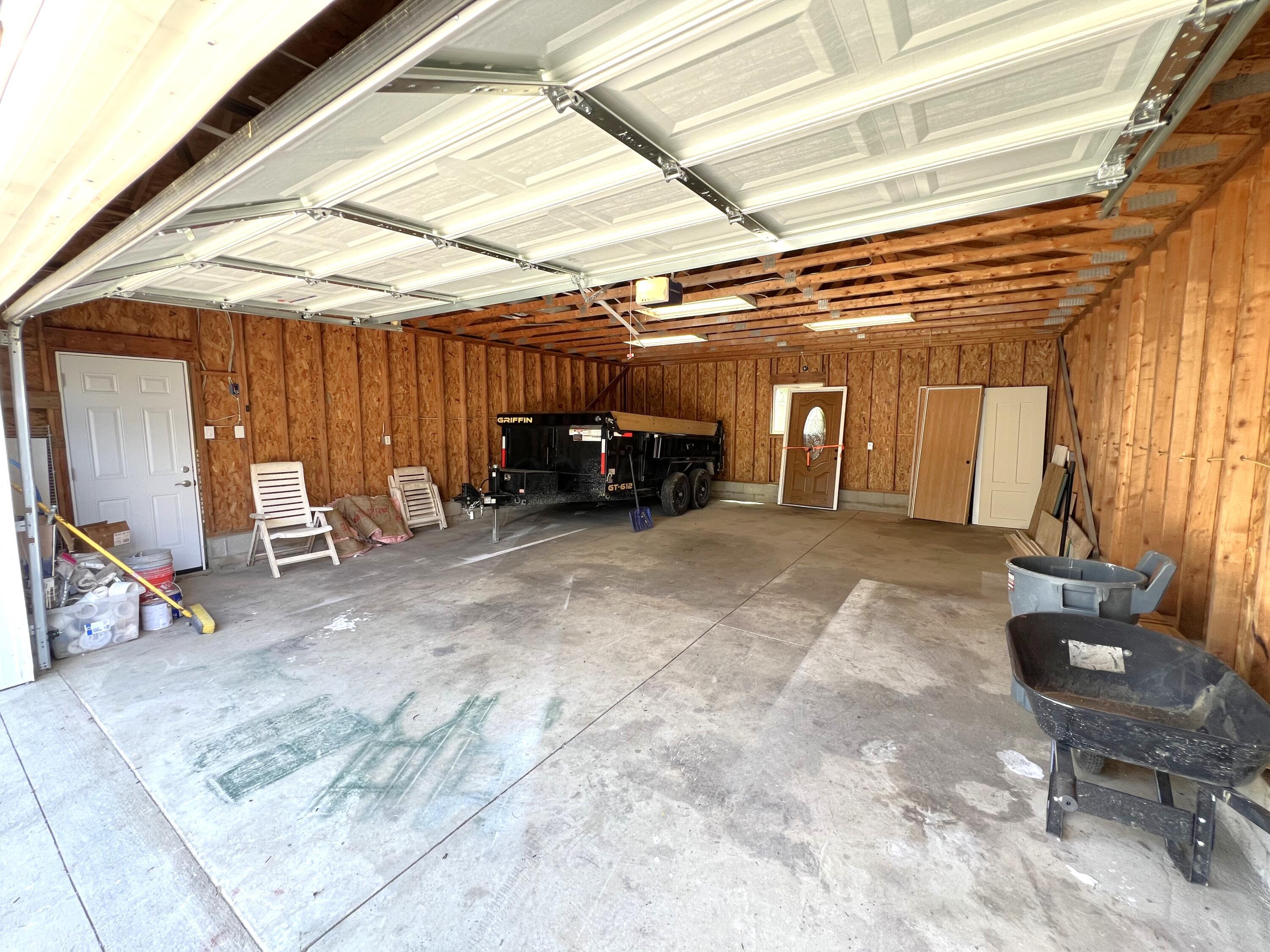 Columbus, Ohio 43223, United States, 4 Bedrooms Bedrooms, ,2 BathroomsBathrooms,Residential,Contingent,130462