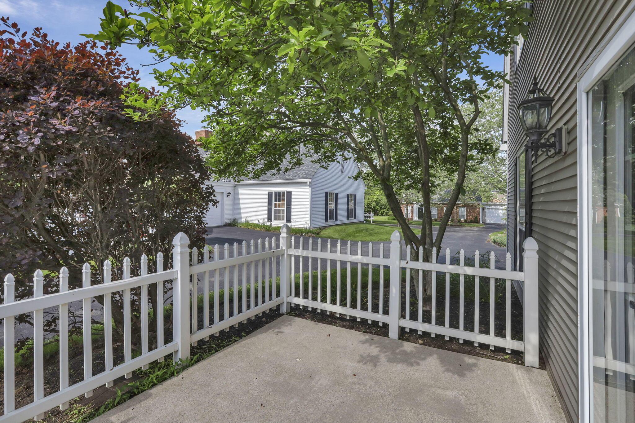 2498 Swan Drive, Grove City, Ohio image 24