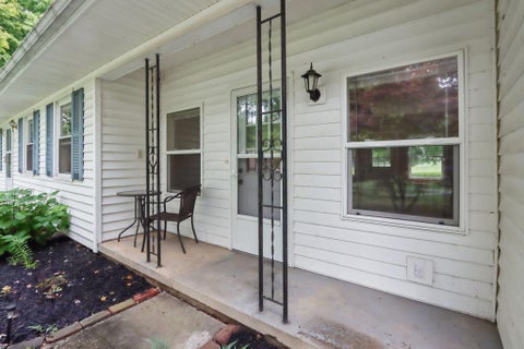 Tiny photo for 3035 Mud House Road NE, Lancaster, OH 43130 (MLS # 226034793)