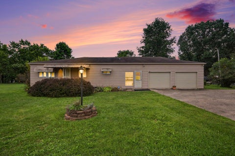 Photo of 2336 W Fair Avenue, Lancaster, OH 43130 (MLS # 226033348)