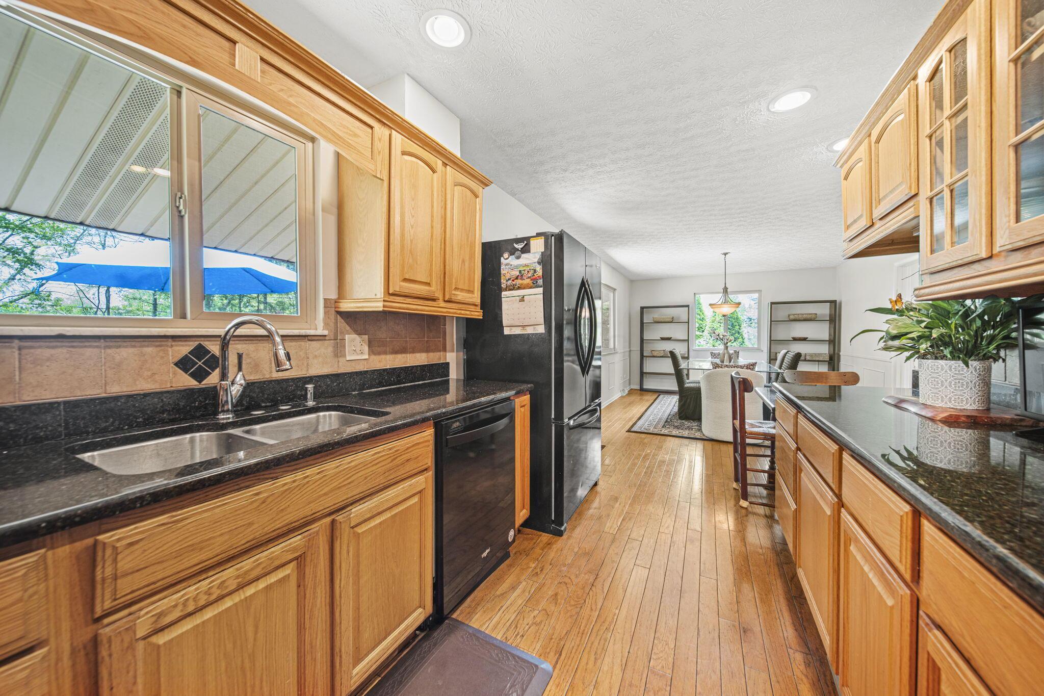 7236 Kimberly Court, Westerville, Ohio image 15