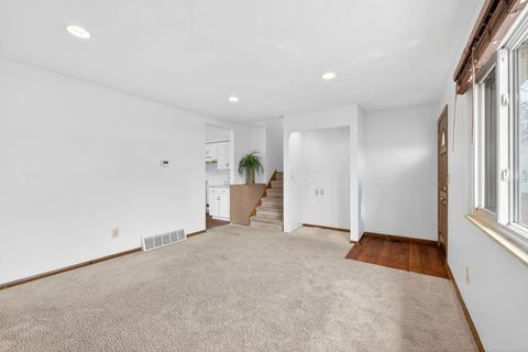 Tiny photo for 730 Penny Court, Gahanna, OH 43230 (MLS # 226008153)