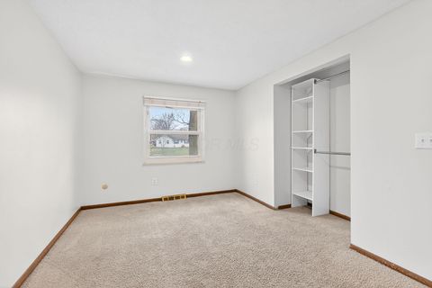 Tiny photo for 730 Penny Court, Gahanna, OH 43230 (MLS # 226008153)