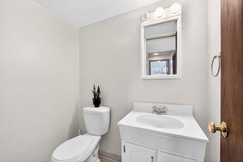 Tiny photo for 730 Penny Court, Gahanna, OH 43230 (MLS # 226008153)