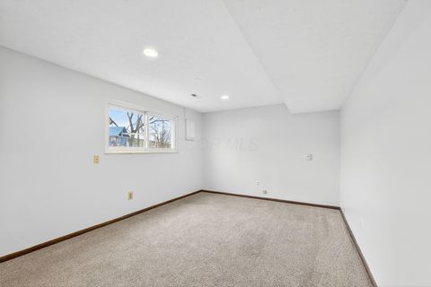 Tiny photo for 730 Penny Court, Gahanna, OH 43230 (MLS # 226008153)
