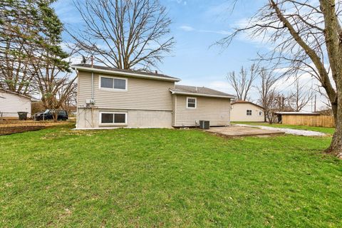 Tiny photo for 730 Penny Court, Gahanna, OH 43230 (MLS # 226008153)
