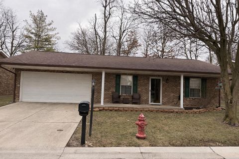Photo of 1517 Hawke Street, Bellefontaine, OH 43311 (MLS # 226005095)