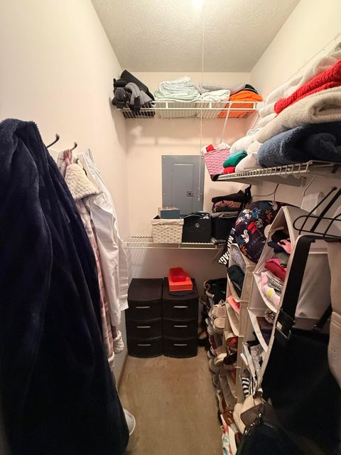 Tiny photo for 1517 Hawke Street, Bellefontaine, OH 43311 (MLS # 226005095)