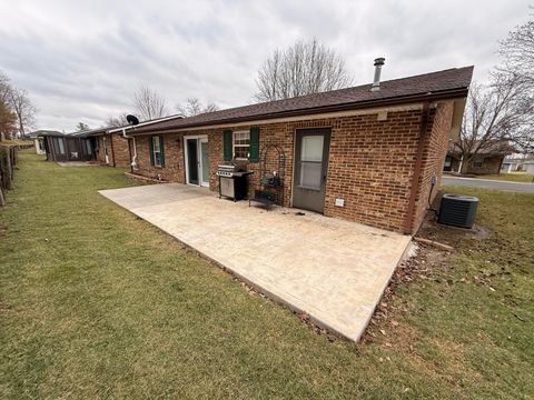 Tiny photo for 1517 Hawke Street, Bellefontaine, OH 43311 (MLS # 226005095)
