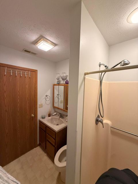 Tiny photo for 1517 Hawke Street, Bellefontaine, OH 43311 (MLS # 226005095)