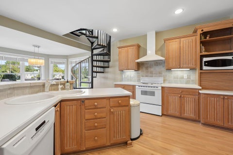 Tiny photo for 15310 Shoreline Drive, Thornville, OH 43076 (MLS # 226037455)