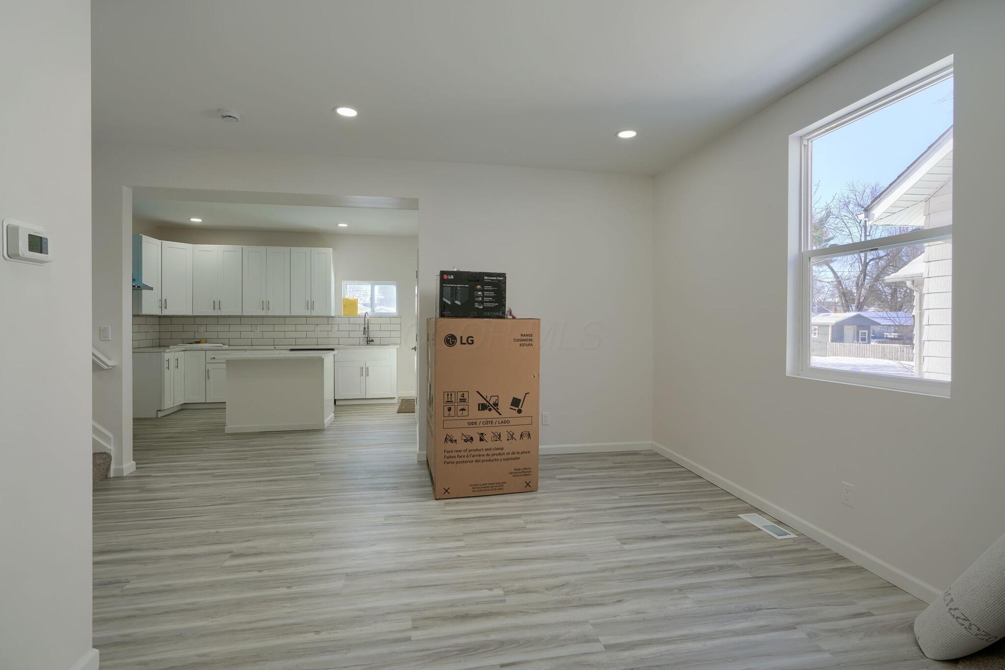 626 E 6th Avenue, Lancaster, Ohio image 6