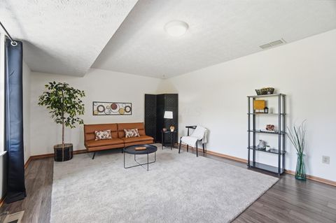 Tiny photo for 1167 Romona Place, Columbus, OH 43204 (MLS # 226014103)
