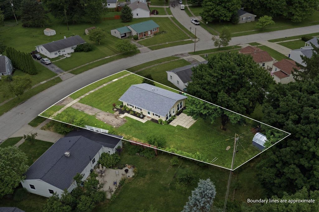 Photo of 118 Sherwood Drive, Lexington, OH 44904 (MLS # 226023084)