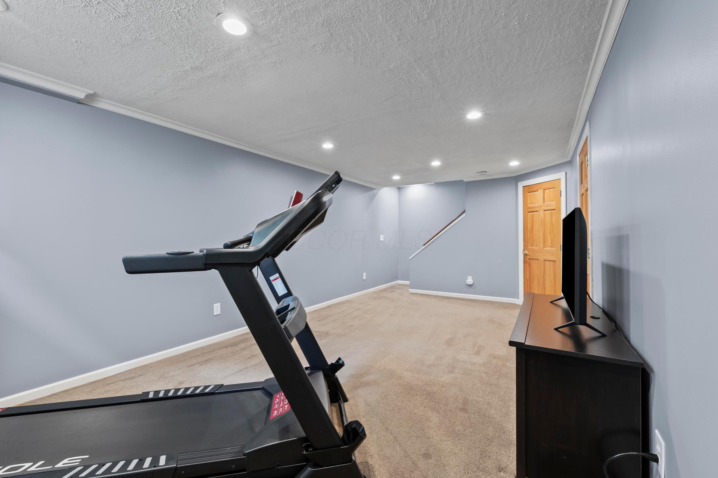 3098 Stouenburgh Drive, Hilliard, Ohio image 47