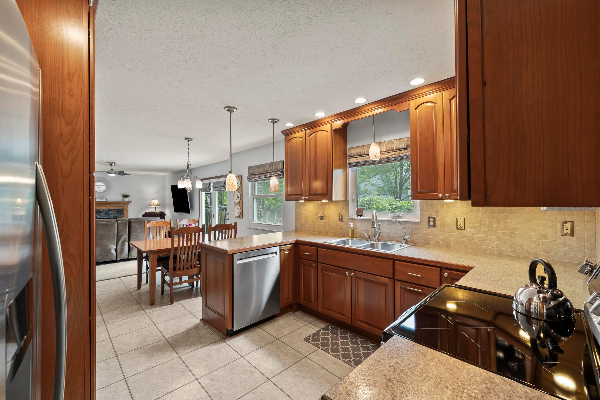 3098 Stouenburgh Drive, Hilliard, Ohio image 21