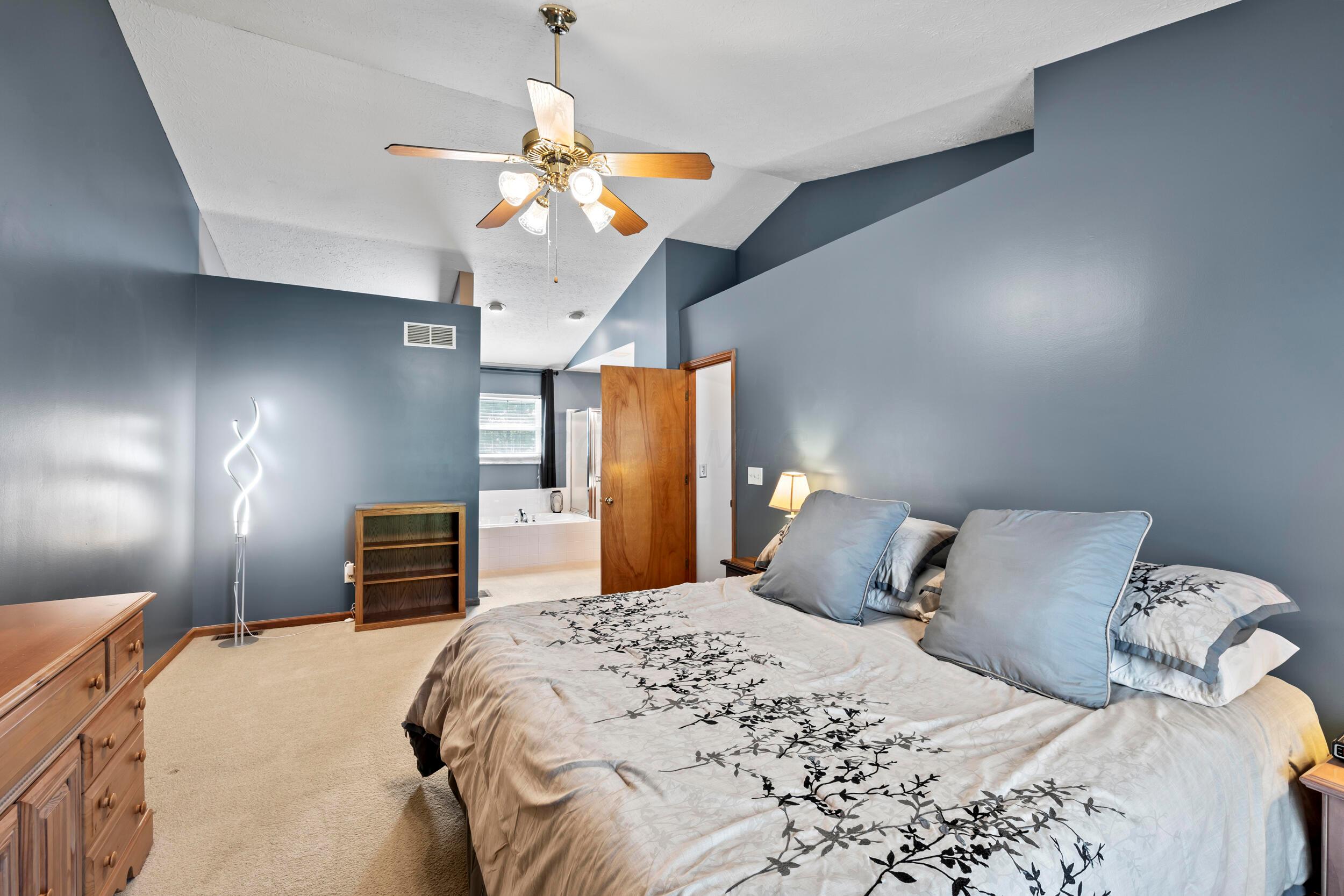 3098 Stouenburgh Drive, Hilliard, Ohio image 33