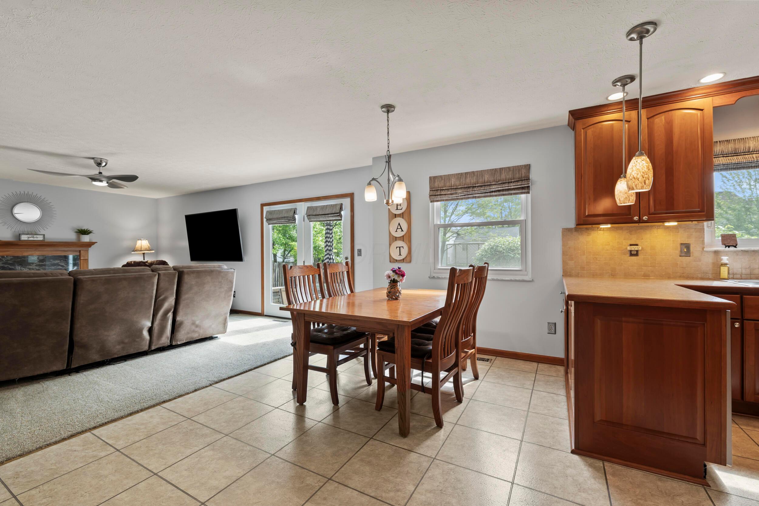 3098 Stouenburgh Drive, Hilliard, Ohio image 23