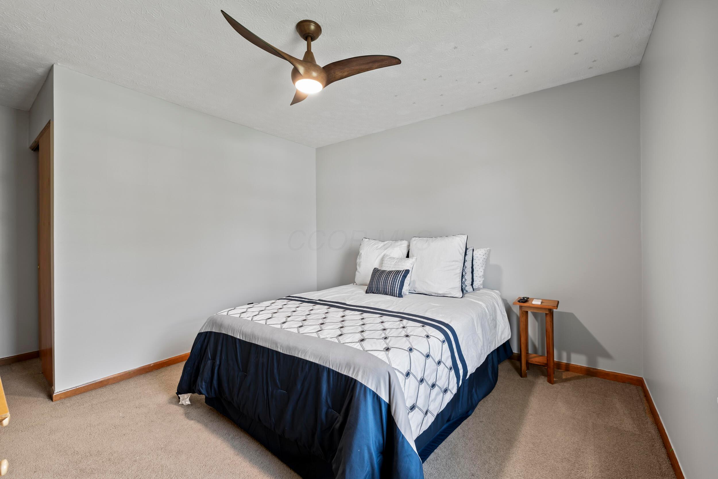 3098 Stouenburgh Drive, Hilliard, Ohio image 43