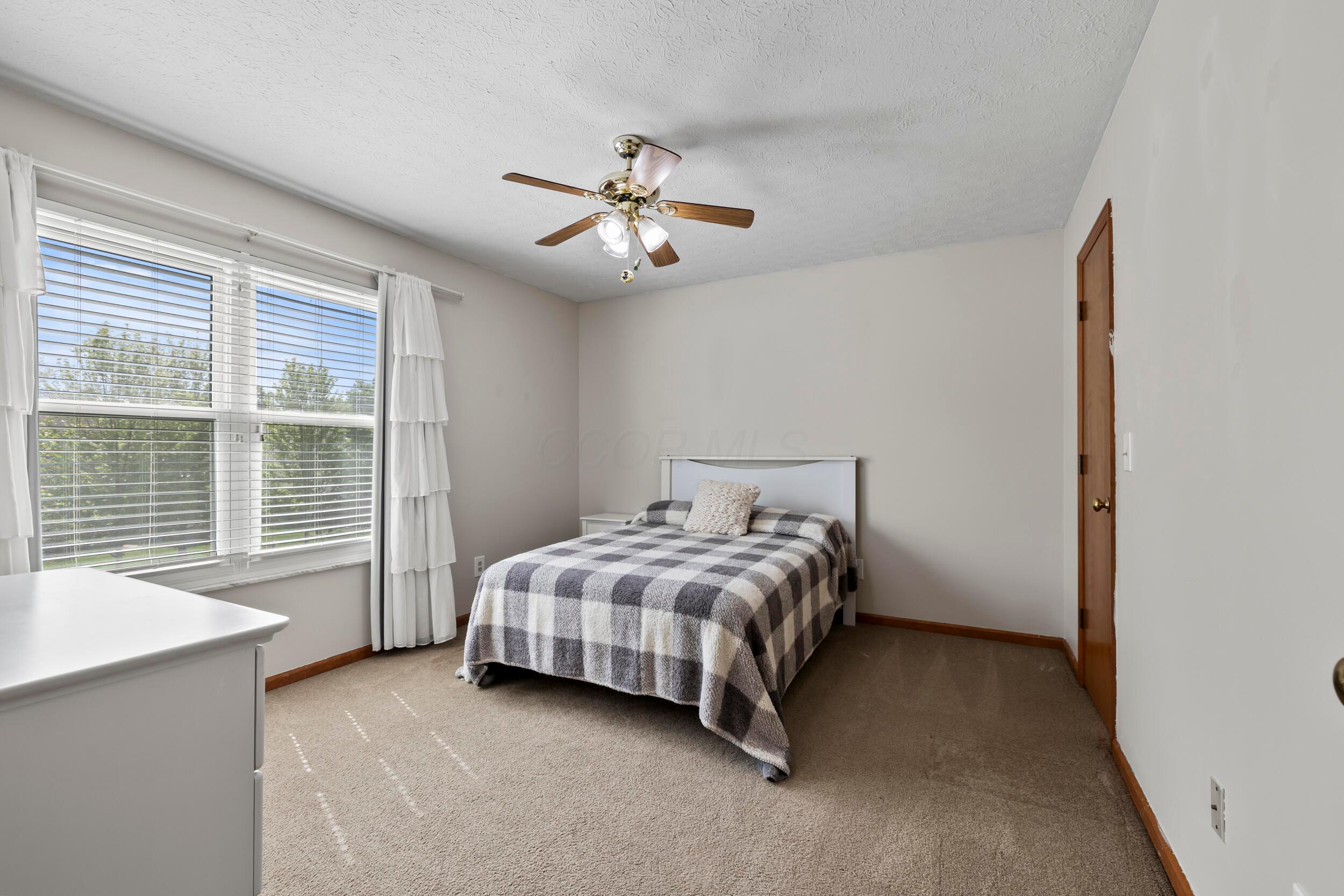 3098 Stouenburgh Drive, Hilliard, Ohio image 42