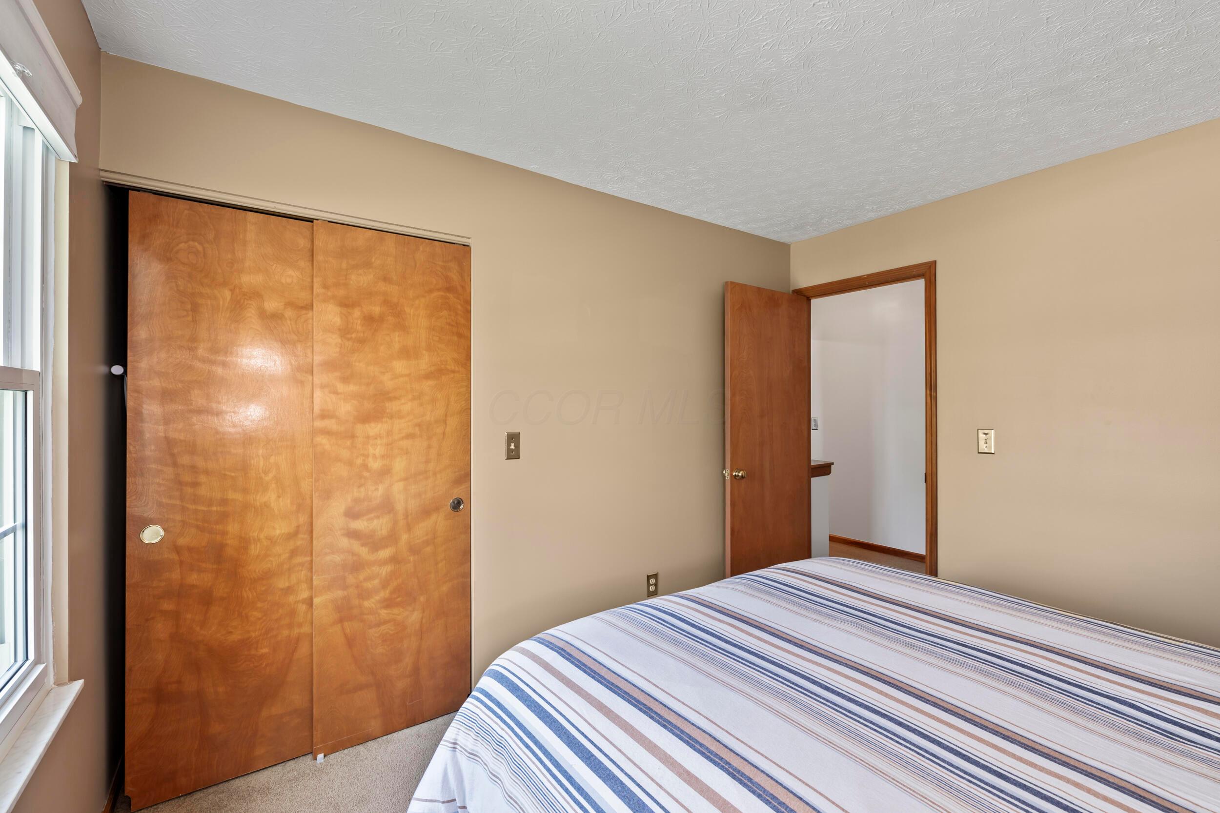 3098 Stouenburgh Drive, Hilliard, Ohio image 40