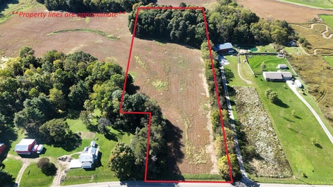 Photo of 0 Reynolds Road, Centerburg, OH 43011 (MLS # 226037996)
