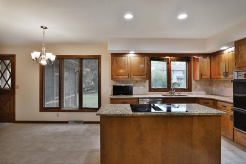 Tiny photo for 1079 Putney Drive, Columbus, OH 43085 (MLS # 226036268)