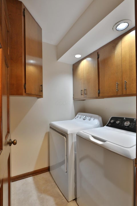 Tiny photo for 1079 Putney Drive, Columbus, OH 43085 (MLS # 226036268)