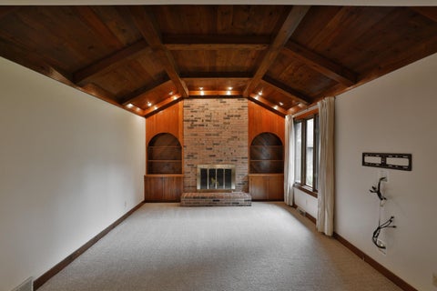 Tiny photo for 1079 Putney Drive, Columbus, OH 43085 (MLS # 226036268)