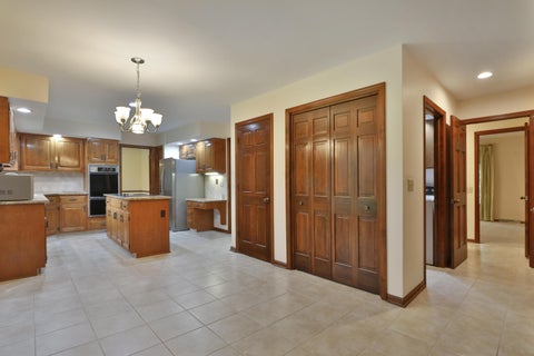 Tiny photo for 1079 Putney Drive, Columbus, OH 43085 (MLS # 226036268)
