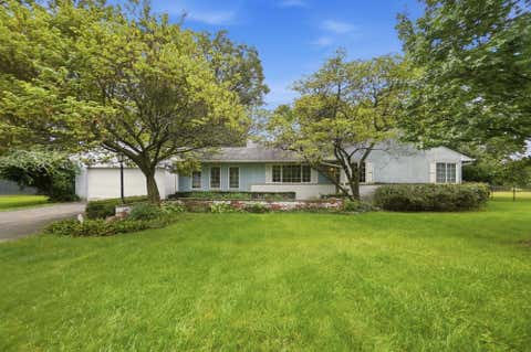 Photo of 3735 W Henderson Road, Upper Arlington, OH 43220 (MLS # 226031281)