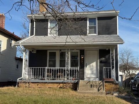Photo of 624 Wrexham Avenue, Columbus, OH 43223 (MLS # 226002029)
