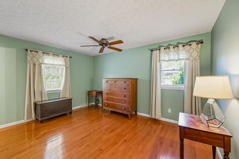 Tiny photo for 200 Matthew Avenue, Westerville, OH 43081 (MLS # 225037535)