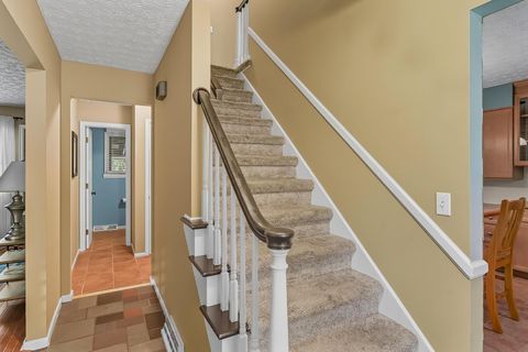 Tiny photo for 200 Matthew Avenue, Westerville, OH 43081 (MLS # 225037535)