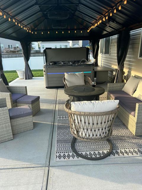 Tiny photo for 297 Mahogany Lane, Commercial Point, OH 43116 (MLS # 226003055)